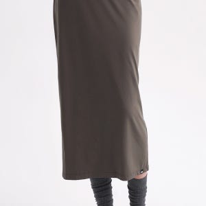 플레어 소프텍스 주름치마 롱 스커트 차콜브라운 테니스치마