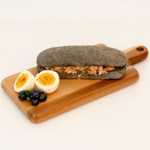 치킨먹물 치아바타 샌드위치 160g 1개입 완제품