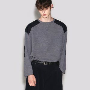 웨슬리 휴스턴,Mosaic waffle shoulder patch knit blue