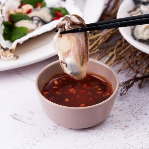 [롯데백화점] 맛딜 [맛딜]당일조업한 싱싱한 통영 깐 생굴 2kg LE1209003818