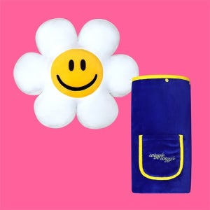 쿠션담요 - Smile We Love, 낮잠 베개 무릎 담요 차량용 기내용 귀여운 데이지꽃
