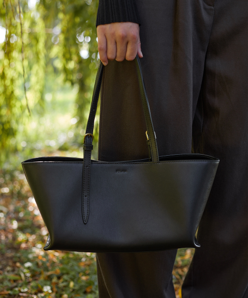[폴뉴아] CANOE BAG [BLACK - PLAIN] F25FWFBTO010BK