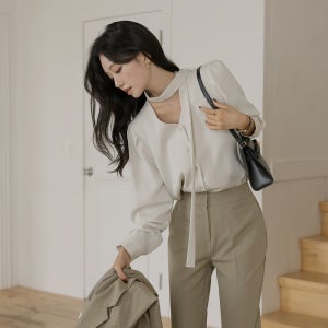 에디 타이넥 긴팔 블라우스