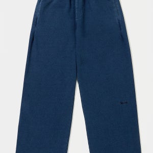 [컬럼비아 유니버시티] TINY SCRIPT DENIM TERRY LOOSE SWEATPANTS 미드나잇데님 CIV4UPKL522-UMJ