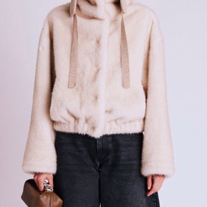 [베르니스] 하이넥 페이크퍼 봄버 자켓 BE24A3FRJK591 19BATOULC12UDE