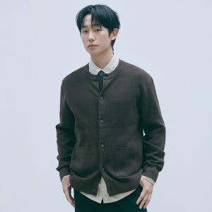 [마인드브릿지] 정해인 두굿_울혼방라운드세미오버핏가디건 MZCD7120