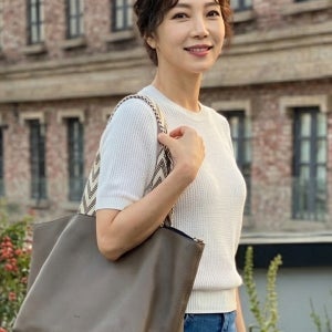 소가죽 양면 루치 여성 쇼퍼백 여자 숄더백 데일리 가방