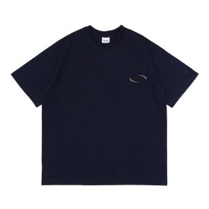 유니 AD HOC 볼드 스몰 로고 반팔티 (NAVY) (HBRSTB8)