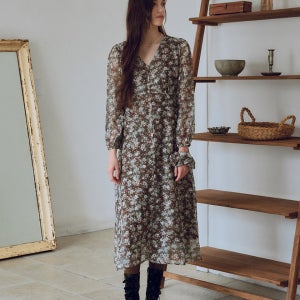 IT_Floral v-neck elegant dress_2color