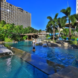 부산출발 괌 5일 두짓타니 전객실오션뷰 시내중심위치 투몬비치