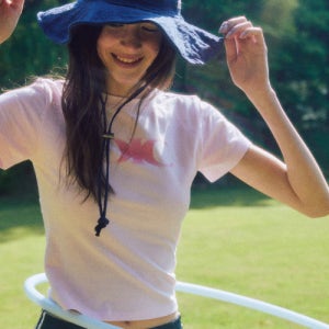 [오아이오아이 컬렉션] 블러 로고 반팔 티셔츠 핑크 OJ2C2MTS65PNK