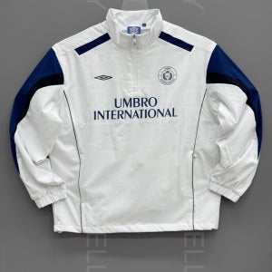 엄브로 [국내백화점판] UMBRO 엄브로 25신상 PTR 아이코닉 스탠넥 아노락 셋업 (화이트) UQ321SWT92