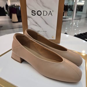소다 [모다아울렛][소다][소다] 여성구두 사선절개 펌프스 FRF505B 3cm_CA 천안아산점