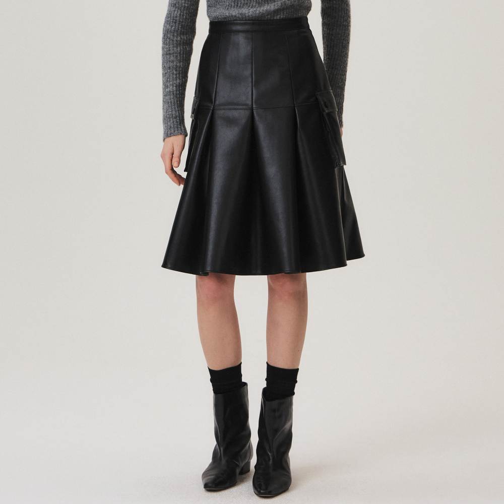 [쿠메] Vegan Leather Pleated Cargo Skirt, Black