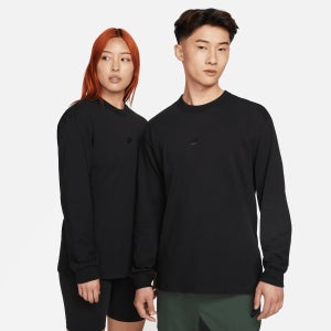 나이키 스포츠웨어 프리미엄 에센셜 남성 긴팔 티셔츠 DO7391-010