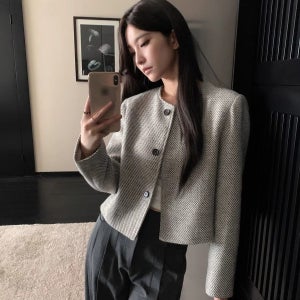 여성 심플 스트라이프 라운드 크롭 자켓 루즈핏 소향풍 코트 재킷 아우터 상의 그레이 M