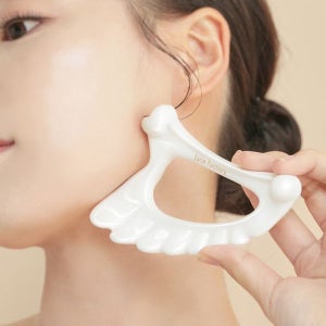 [페이스팩토리] 작은얼굴 경락 림프관리 세라믹 엔젤괄사 마사저