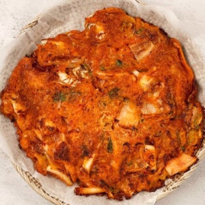 쫄깃한 국산 오징어 가득 당일 만든 김치전 반죽 600g(2인분)