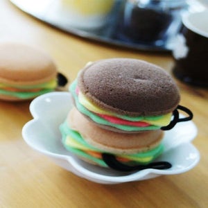 다용도로 활용하는 햄버거 스폰지 랜덤발송