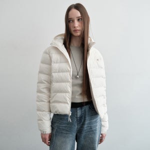 몽돌 구스다운 후드 라이트 패딩 점퍼 크림 MDJP021CREAM