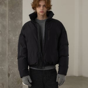 [데꼬로소] 남녀공용 DR 자수 크롭 푸퍼 숏 패딩 [블랙] PD020