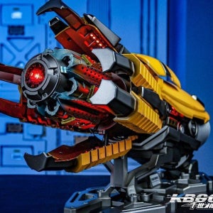 킬러바디 트랜스포머 범블비 핸드 캐논 음성 제어 변신 착용 피규어