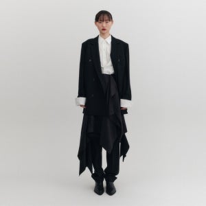 잉크 트랜스포머블 더블 브레스티드 블레이저 - 블랙