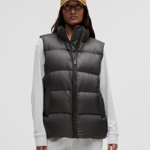 룰루레몬 여성 페더웨이트 900 다운 필 푸퍼 베스트
