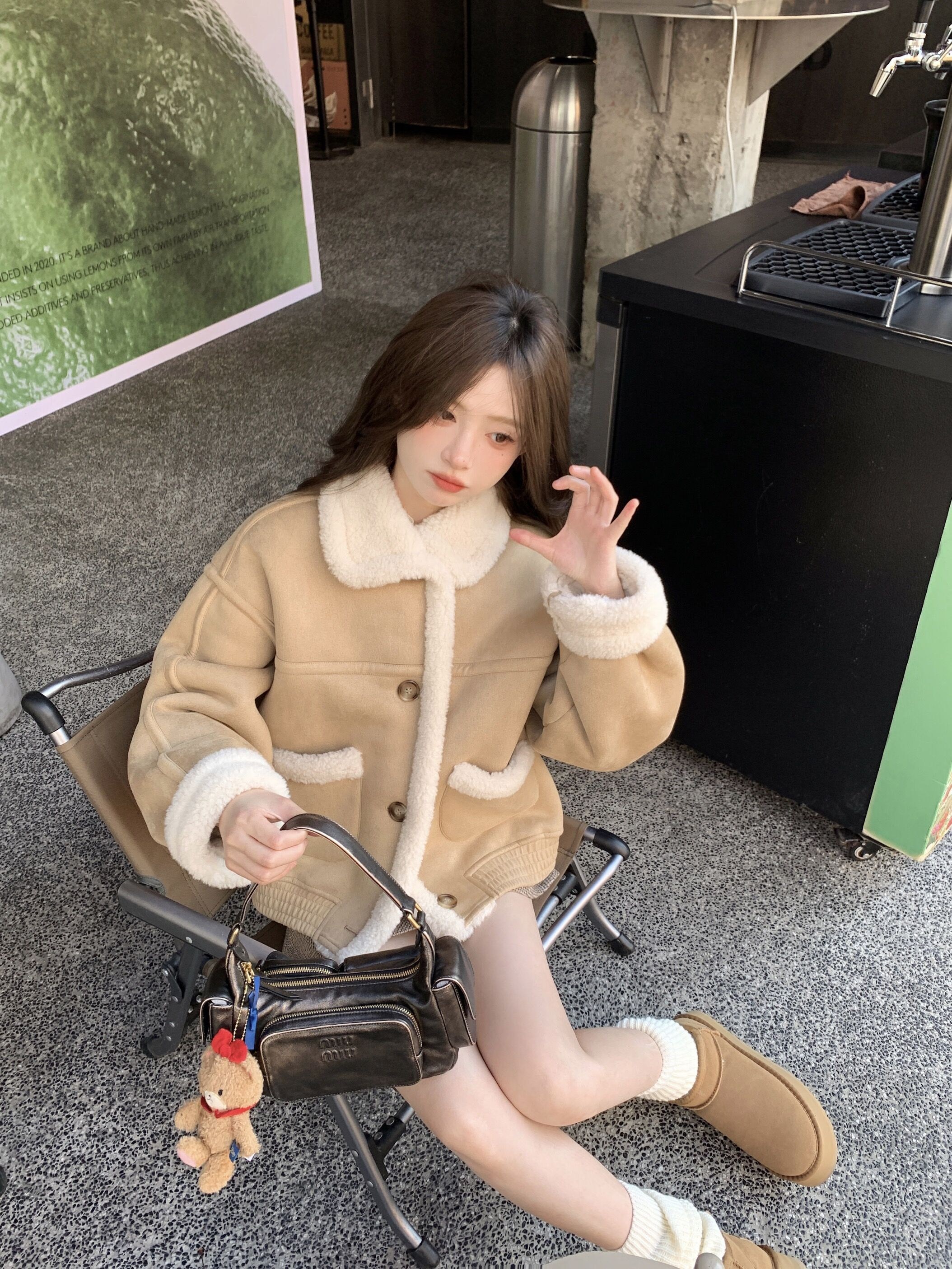 빛나는 판다 도톰 퍼 스커트 터틀 코트+하프 일체 스웨이드 카키코트+플로럴오버스커트 S