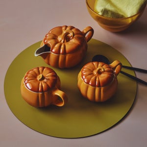 [르크루제] 호박머그 400ml-마로니에