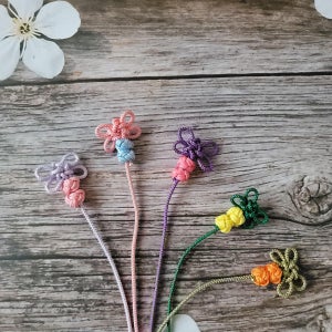 행운의 네잎 해금 산성 매듭, 연지음