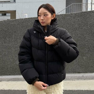[데상트] 우먼스 크링클 숏 푸퍼 다운 자켓 SQ422SDJO4