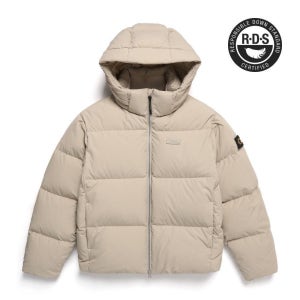 내셔널지오그래픽 N244UDW851 카이만 숏기장 구스 후디 다운 점퍼 BEIGE