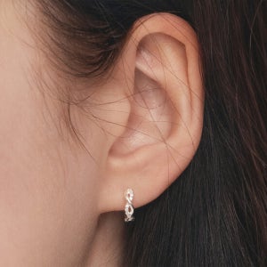 앵브록스 Flow Cubic Earring