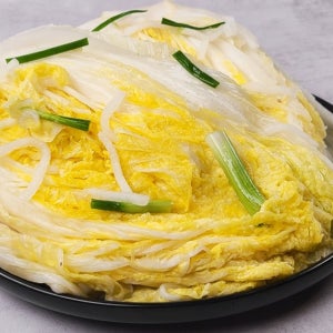 아삭함이 살아있는 깔끔한 백김치 10kg
