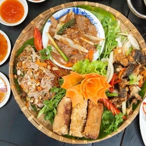 하노이/하롱베이 5일 낭만식객을 위한 미식 하노이 미슐랭 맛집 탐방 특식6회 1일1카페 오키드스파 스트릿카 5성급호텔 베트남 항공 부산출발