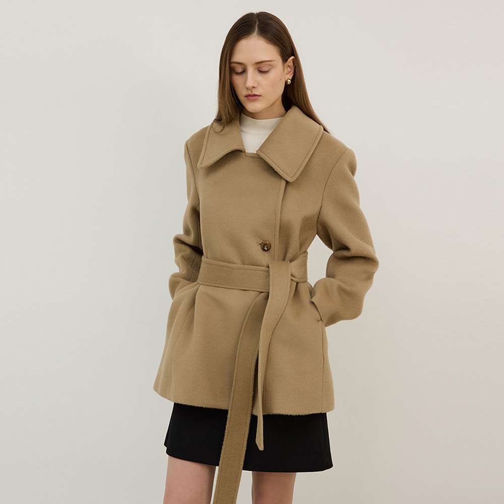 [지에마르] WIDE COLLAR WOOL SINGLE HALF COAT BEIGE 와이드 카라 울 싱글 하프 코트 베이지