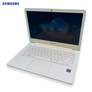 리퍼비시 삼성 올화이트 RAM 8GB SSD 256GB 13인치 리퍼 노트북