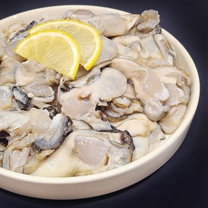 통영 생굴 1kg/2kg 중굴 깐 굴 굴제철 석화 각굴 굴튀김