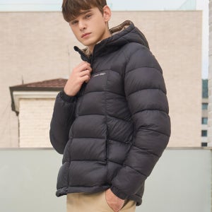 캘빈클라인스포츠 캘빈클라인 스포츠 남성 포터블 라이트 웨이트 경량 패딩 점퍼 (블랙)