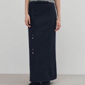 [몽돌] 스트랩 맥시 울 니트 스커트 네이비 MDSK024NAVY