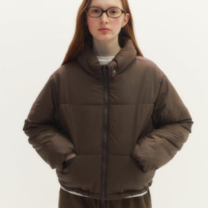 [마리끌레르] 넥 포인트 숏 패딩(MAFDPD12NDW) MAFDPD12NDW