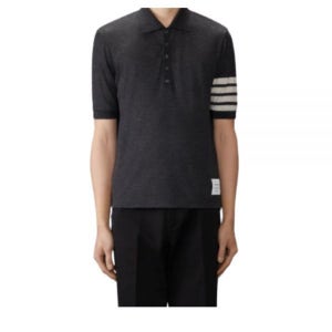 톰브라운 남성 그레이 반팔 니트 1A2B75290C823977380C8BD6048D9BD9 MJP228A J0213 015 146943080