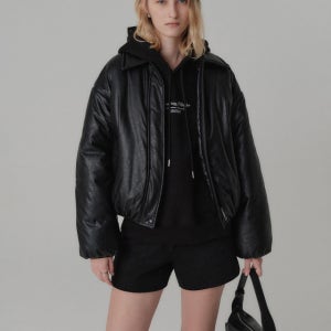 [룩캐스트] 콜린 비건 레더 패딩_블랙 / COLIN VEGAN LEATHER PADDING_BLACK LK2FWTOP004-BK