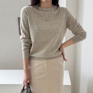 퀄좋은 캐시 홀가먼트 니트