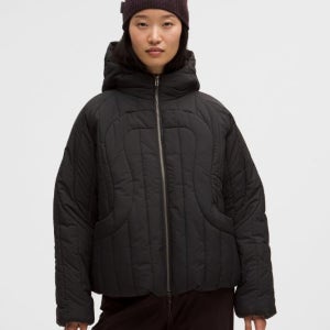 룰루레몬 여성 Softmatte 인설레이티드 오버사이즈드 재킷 SLNSH 컬렉션