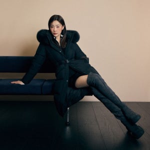 [롯데백화점] 에고이스트 [이시안 착용] 사가폭스퍼 시그니처 페미닌 롱 구스 다운 ER4TD007 LE1220445472