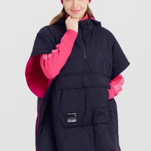 여성 물결 퀼팅 패커블 판초 블랙_CHB4WAC0234BK