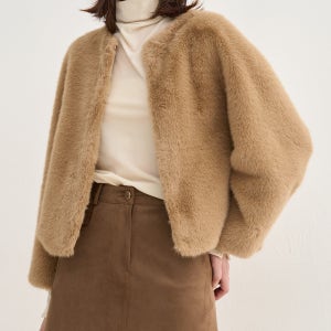 [SJSJ] 페이크 퍼 텍스처 칼라리스 자켓 / SJ2FBWOT241W_BG