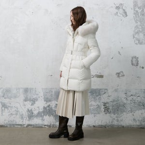 [롯데백화점] 에고이스트 슬림 웨이스트 폭스퍼 구스점퍼 ER4TD004 LE1220447035